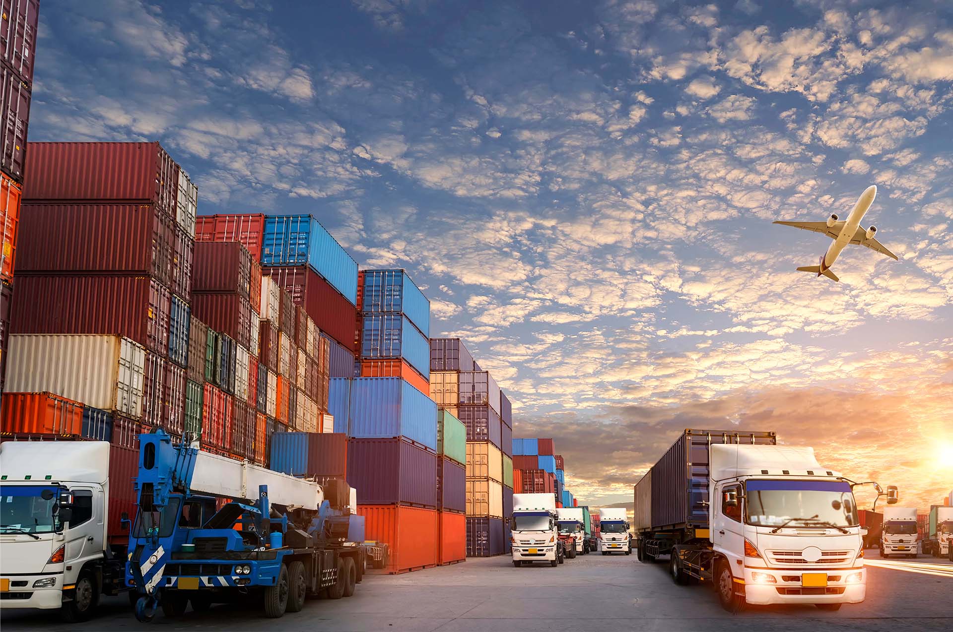 advantages-and-disadvantages-of-global-supply-chains-1920x1274-1